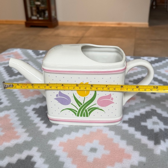 Vintage Ceramic Floral Watering Can with Tulip Design Teleflora - Picture 10 of 12